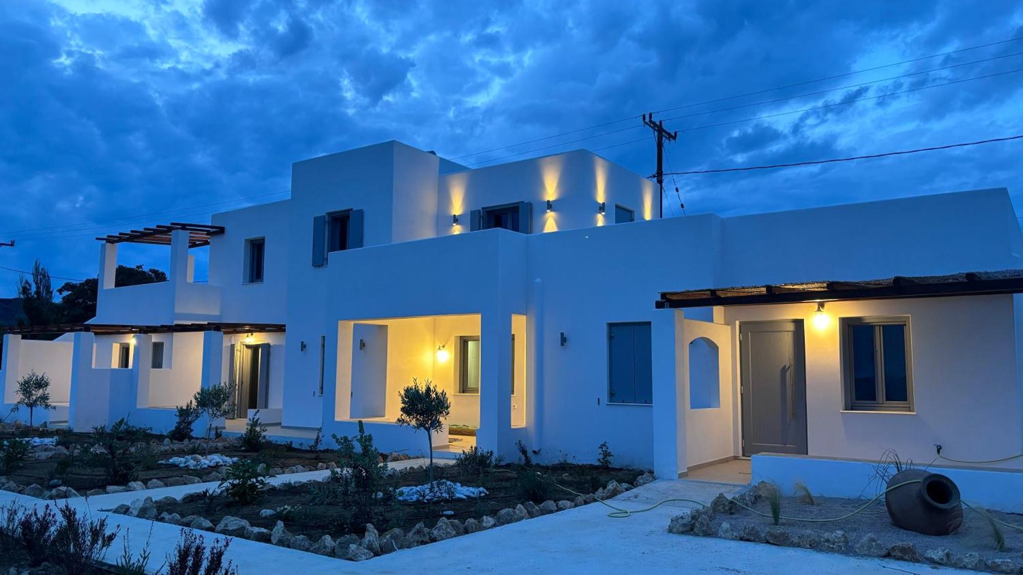 Pyrra Apartments สกีรอส ภายนอก รูปภาพ