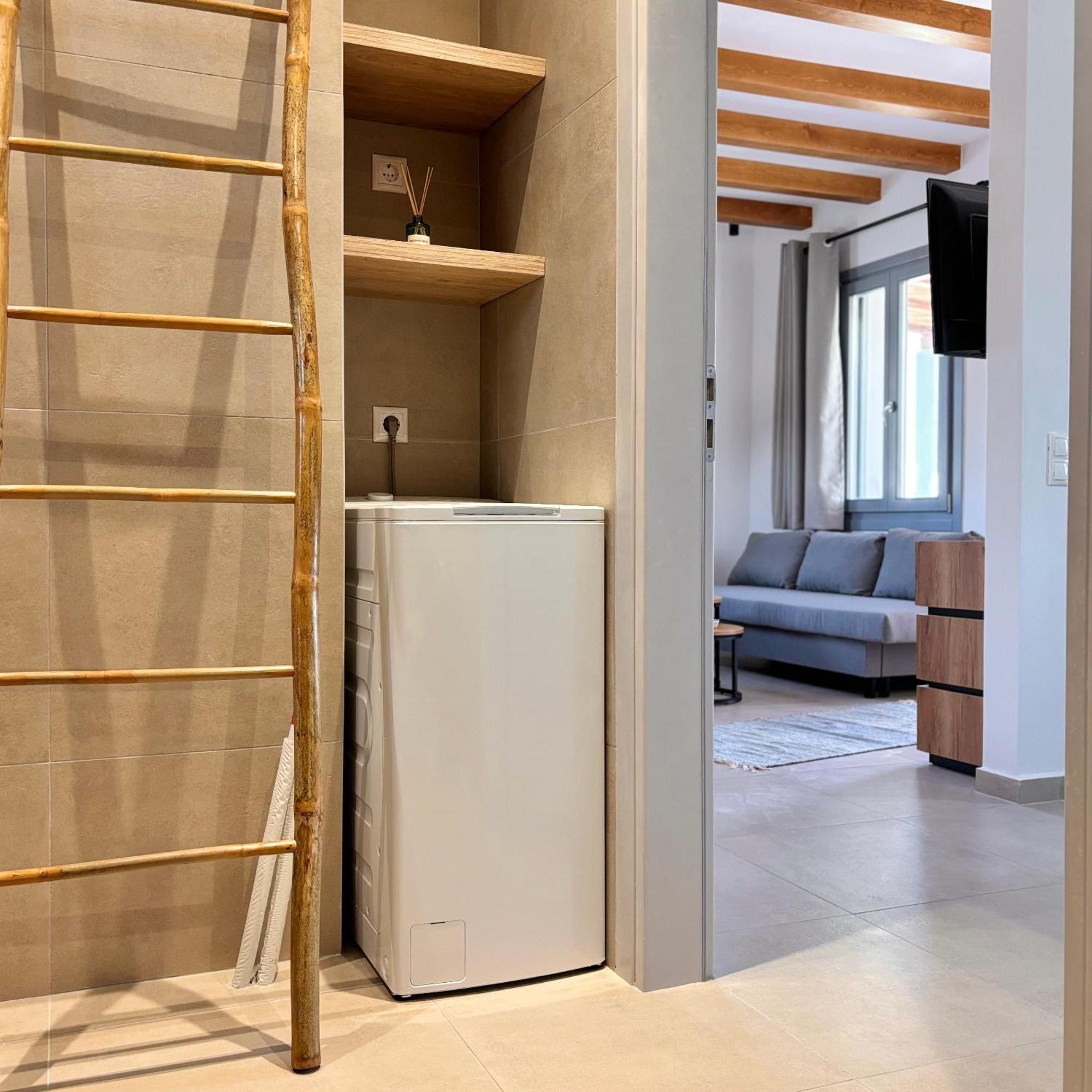 Pyrra Apartments สกีรอส ภายนอก รูปภาพ