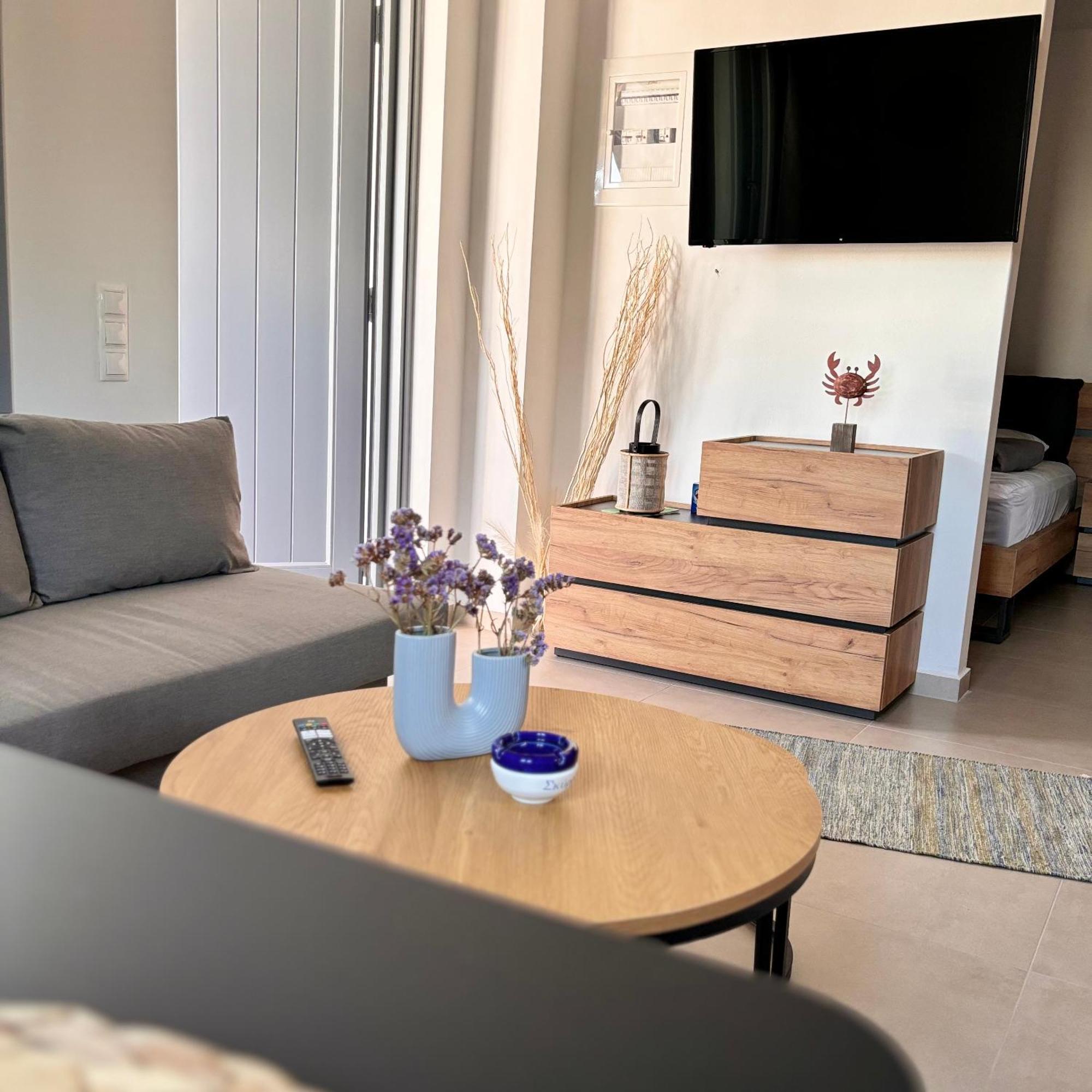 Pyrra Apartments สกีรอส ภายนอก รูปภาพ